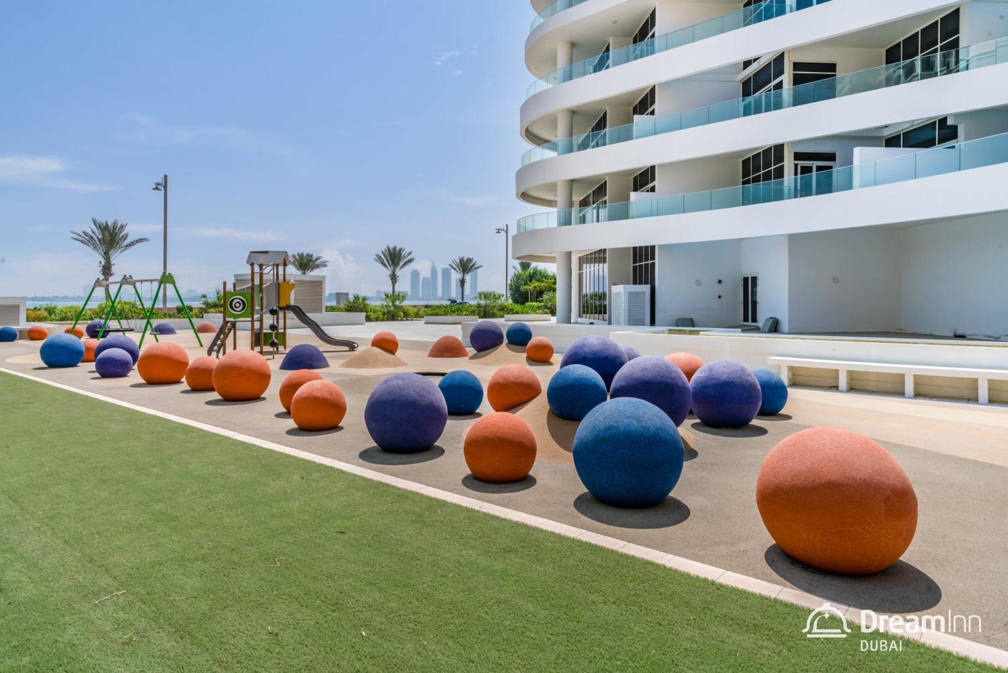 Dream Inn Apartments - Mina By Azizi Dubai Buitenkant foto